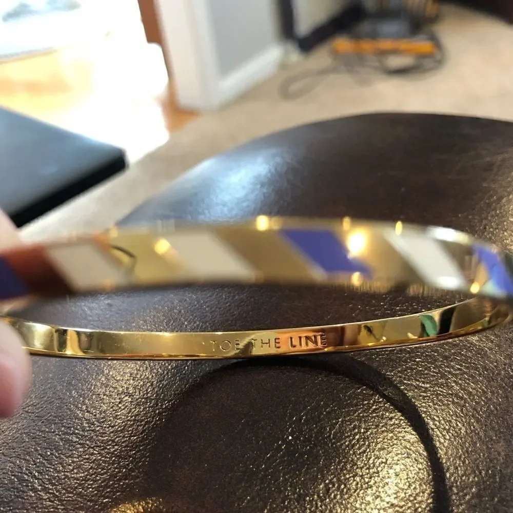 EUC Kate Spade Toe The Line Idiom Bracelet